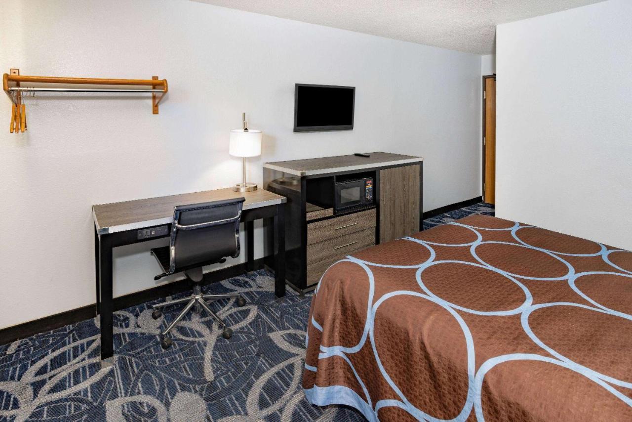 Super 8 By Wyndham Johnstown/Gloversville Dış mekan fotoğraf